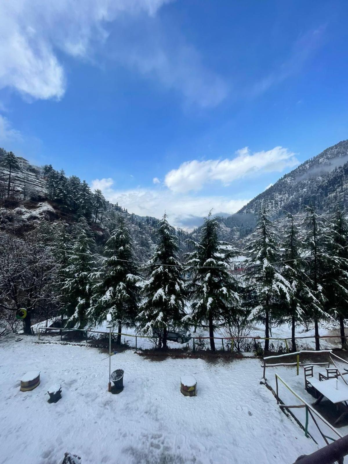 Jibhi Highness River Side Hotel Kültér fotó